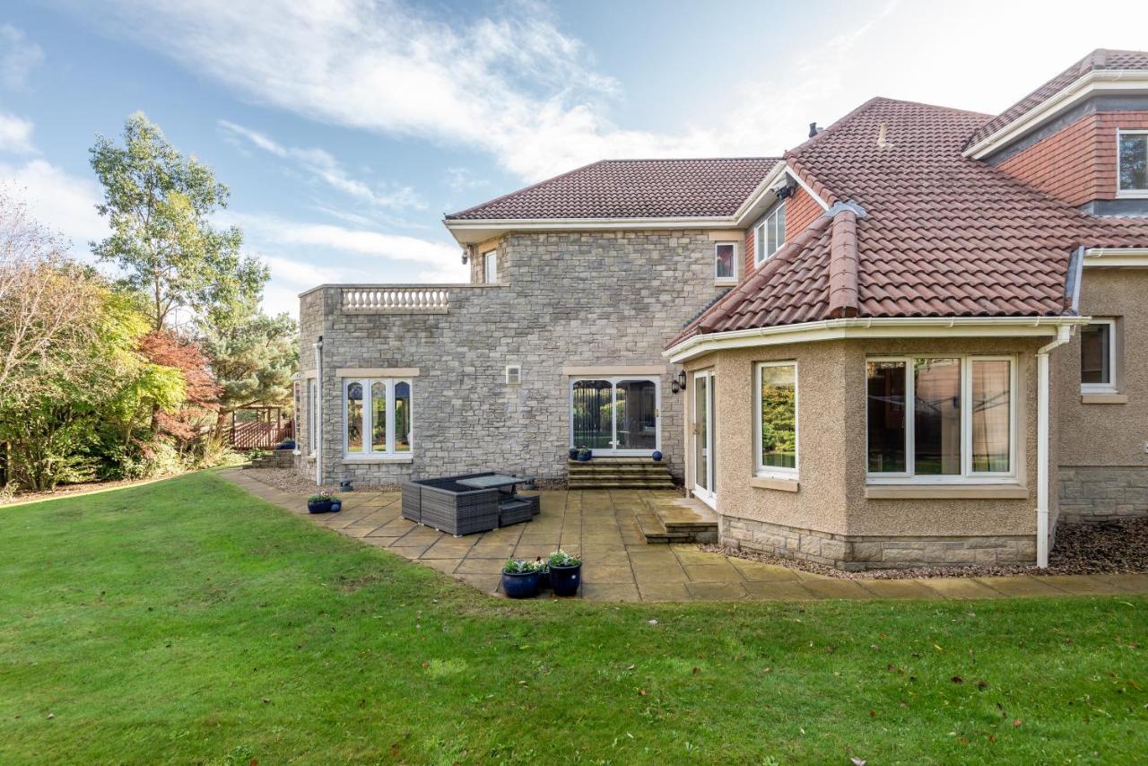 Luxury 6-Bed House With Pool Villa Glenrothes Buitenkant foto